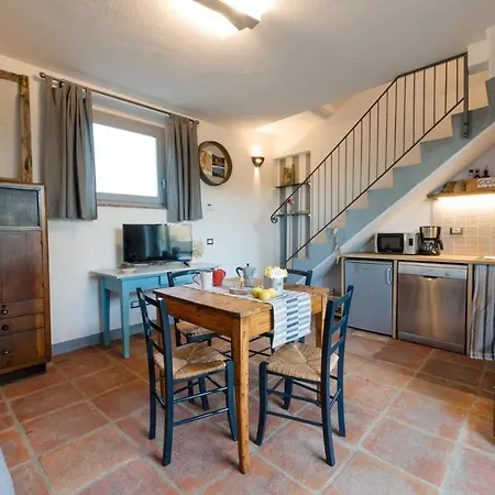 Giulio Apartment