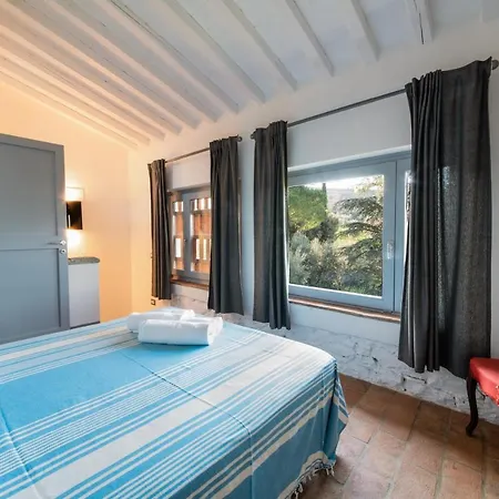 Giulio Apartment